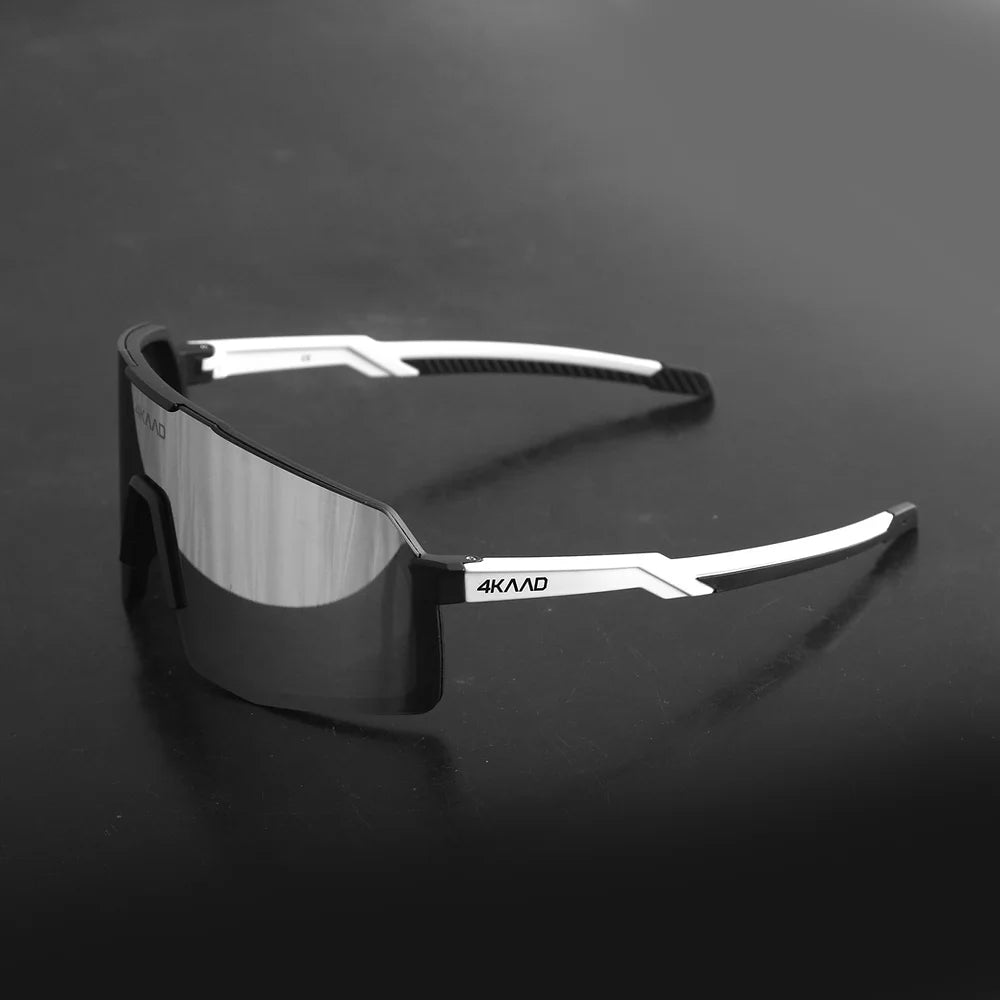 4KAAD Beat Race White/Black sportglasögon