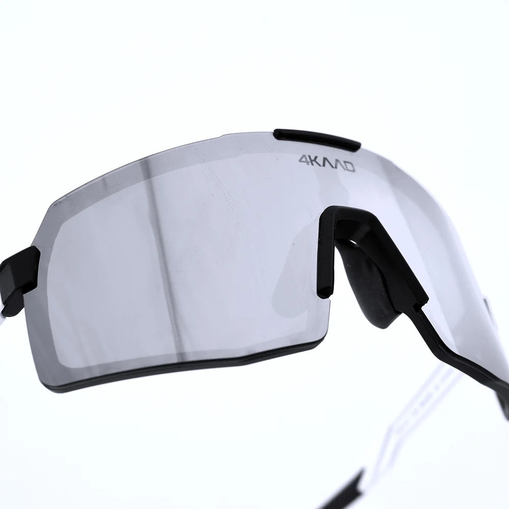 4KAAD Beat Race White/Black sportglasögon